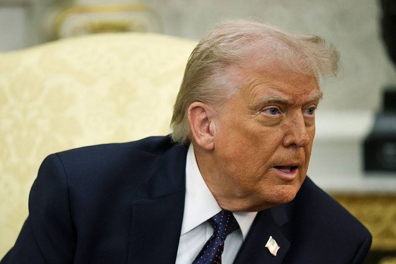 Trump uses old trick to cover up neck rash as redness disappears in latest pictures