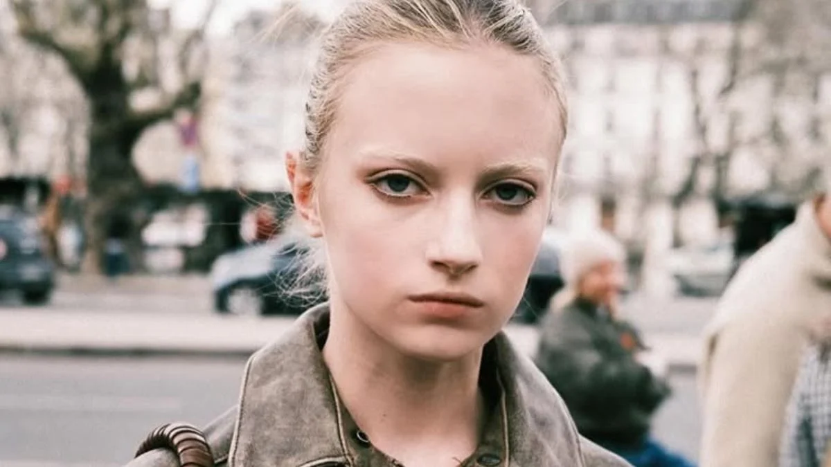 Naomi Watts’ trans daughter Kai Schreiber, 17, steals the spotlight at Paris Fashion Week