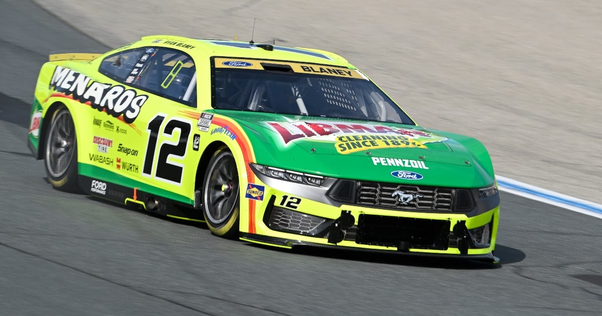 Ryan Blaney scolds No. 12 team after multiple mishaps on pit road at NASCAR Phoenix race