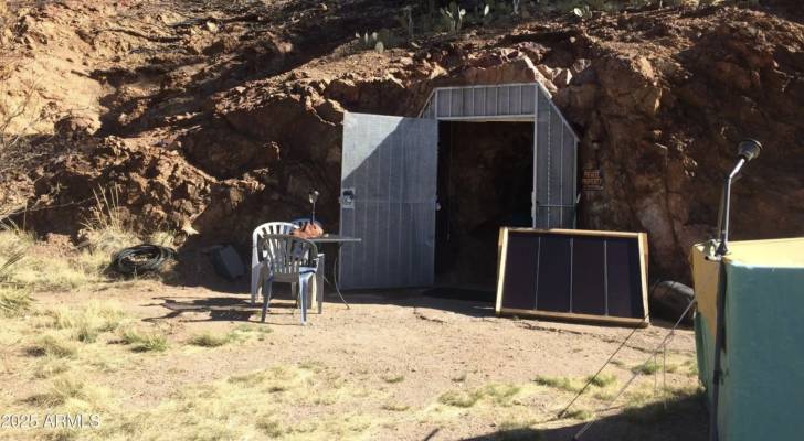 A cave home could protect you from climate change, nuclear war or even a zombie apocalypse. And there’s one for sale for $247K in Arizona right now