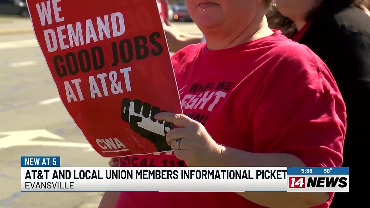 AT&T union members in Evansville host informational picket for better health insurance, wages